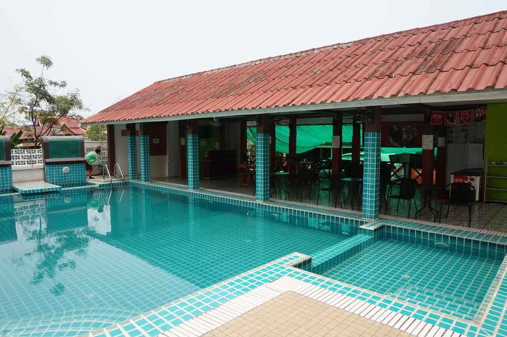 E-Outfitting Vang Thong Hotel Luang Prabang Exterior foto