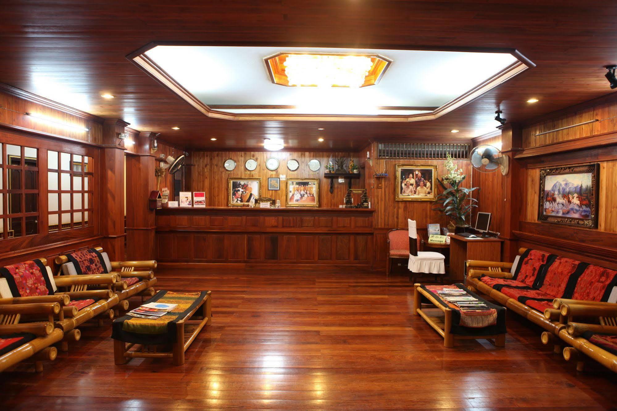 E-Outfitting Vang Thong Hotel Luang Prabang Exterior foto