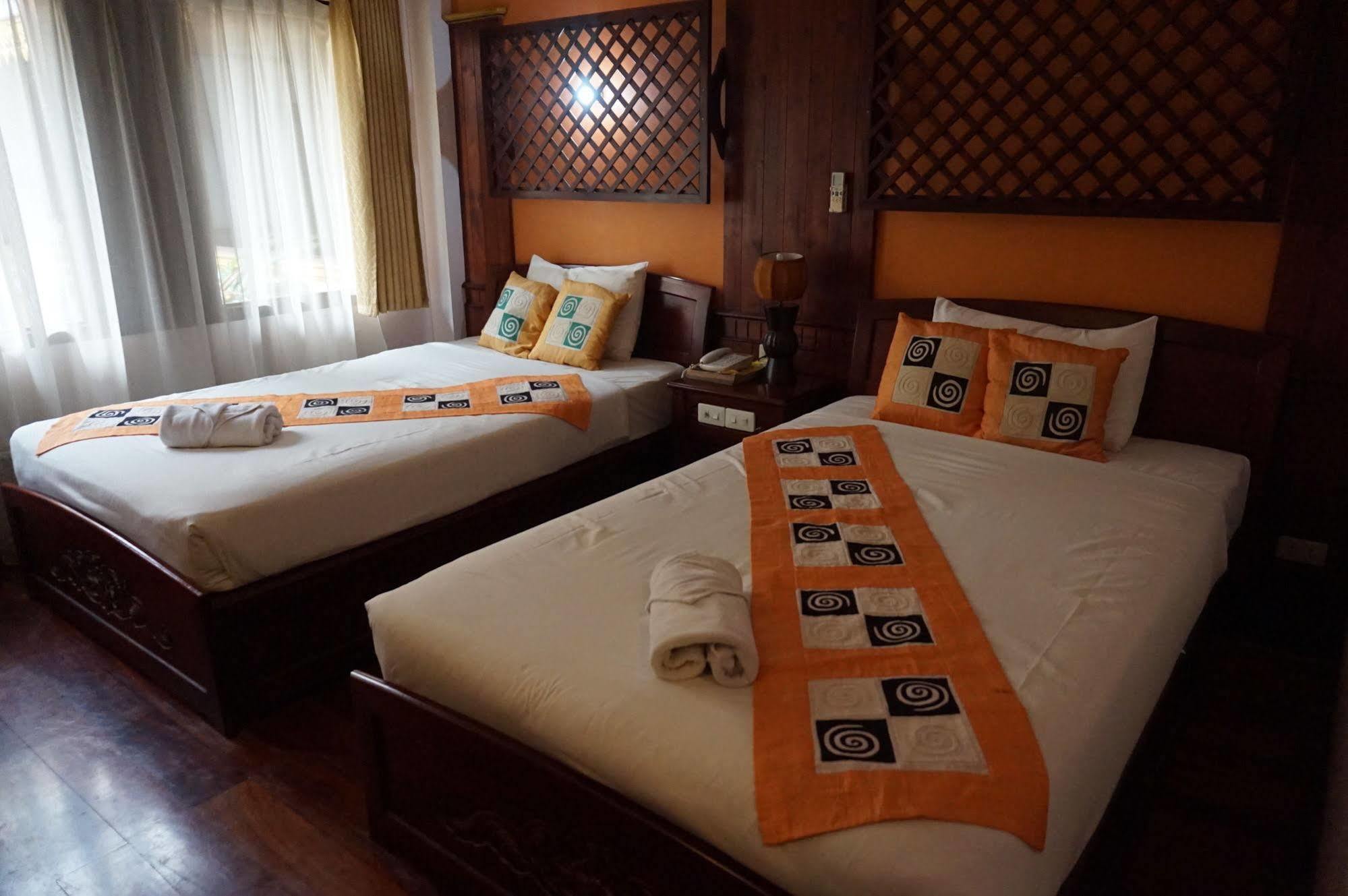 E-Outfitting Vang Thong Hotel Luang Prabang Exterior foto