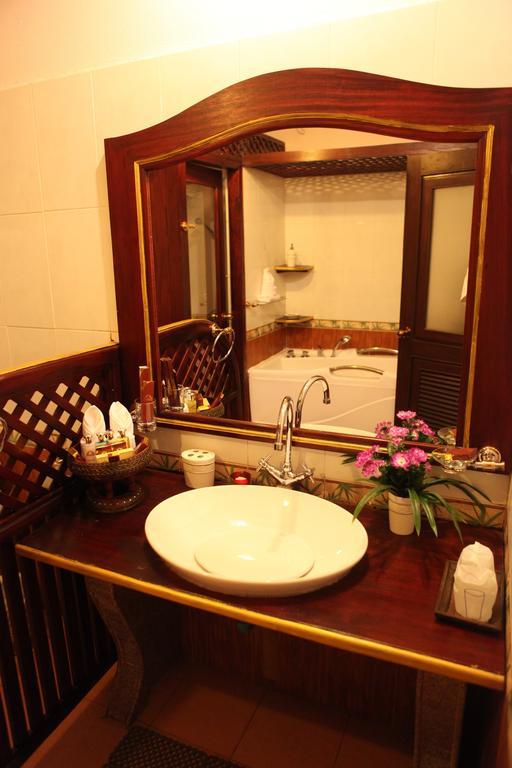 E-Outfitting Vang Thong Hotel Luang Prabang Exterior foto