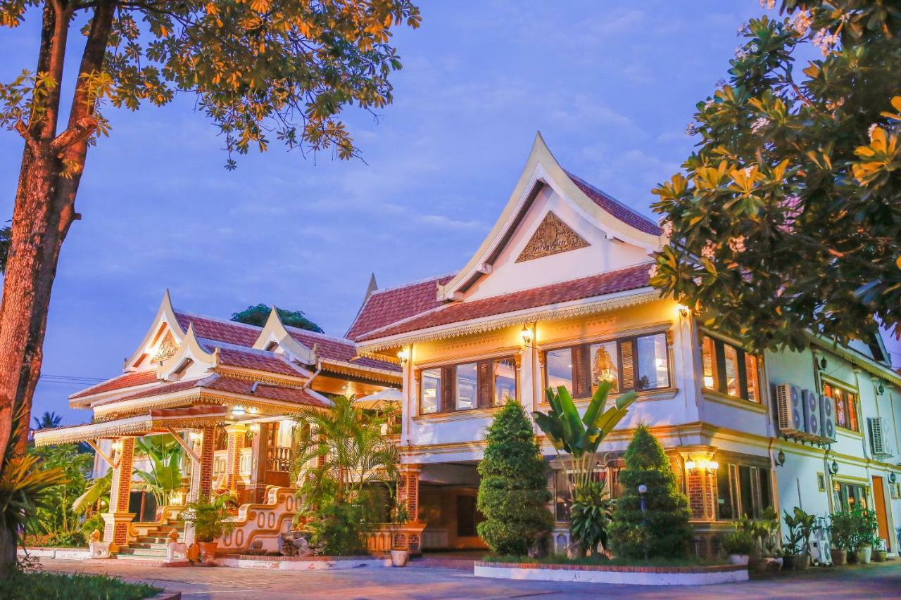 E-Outfitting Vang Thong Hotel Luang Prabang Exterior foto